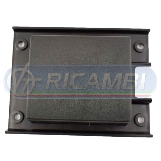 1 - PEDANA ANTERIORE GRIGLIA FH 4