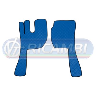 1 - TAPPETI VOLVO FH 2/3/ SIMILPELLE BLU LAMPA IN COPPIA