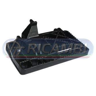 1 - PEDANA ANTERIORE PARAURTI FH 1 FM 1 DX