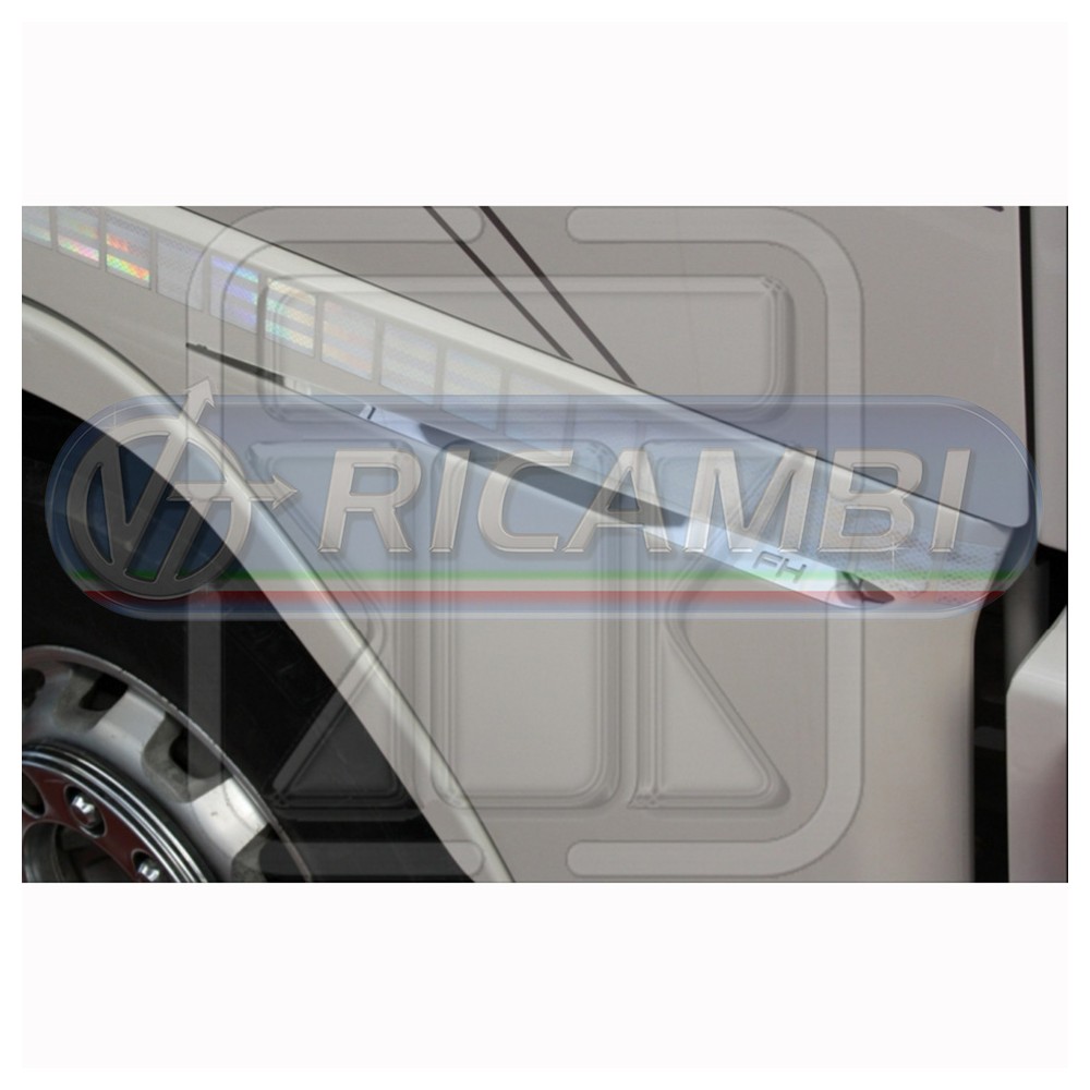 1 - PROFILI INOX ESTENSIONE PORTA VOLVO FH 2 IN COPPIA