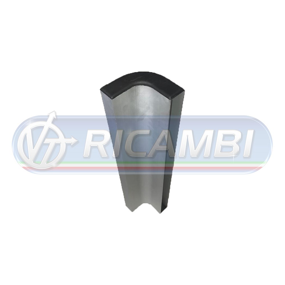 1 - PROFILO PARACICLI ANGOLARE VERTICALE L 500 C/TAPPI