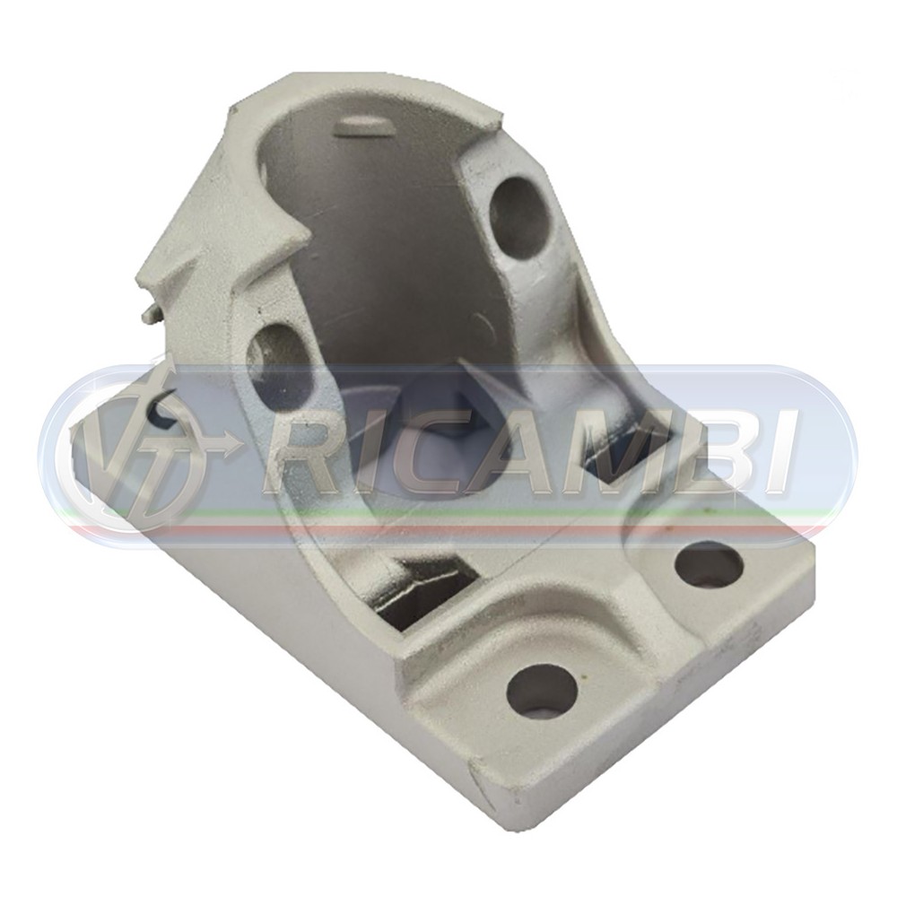 1 - STAFFA SUPPORTO PARAFANGO FH 4 GRANDE