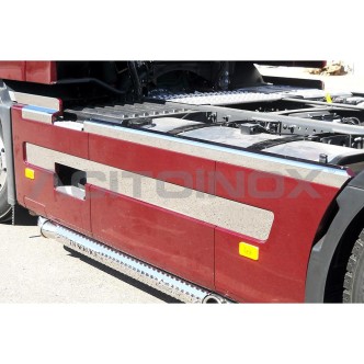 1 - COPRICARENA SUP. + FASCE INOX FH 2 C/LOGO IN COPPIA