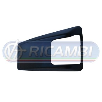 2 - ALLOGGIAMENTO FRECCIA FH 3 SX