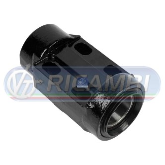 1 - SUPPORTO CABINA ANTERIORE DESTRO FH 2 FM 2 746